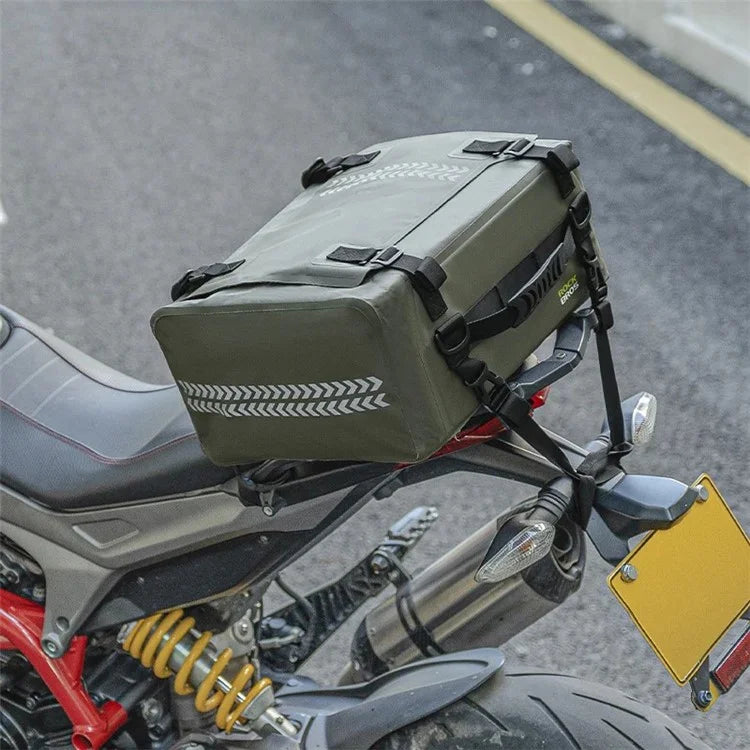 ROCKBROS AS-096 Waterproof Motorcycle Tail Pannier Pack 30L Reflective Motorbike Rear Bag