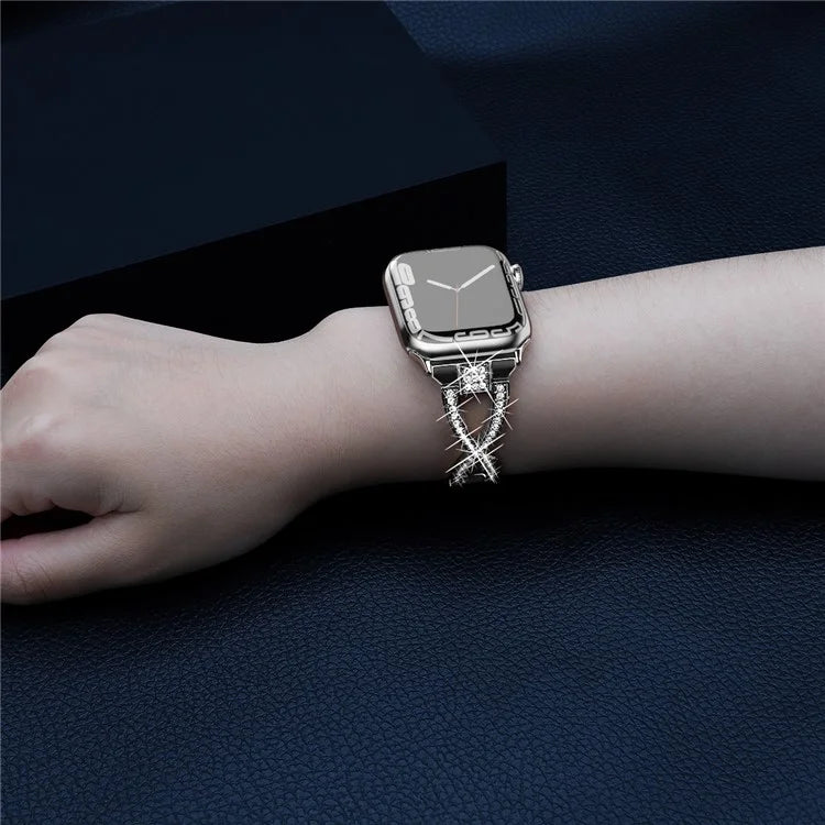 For Apple Watch Series 9 / 8 / 7 41mm / SE (2023) / SE(2022) / SE / 6 / 5 / 4 40mm / 3 / 2 / 1 38mm Rhinestone Cross Metal Strap