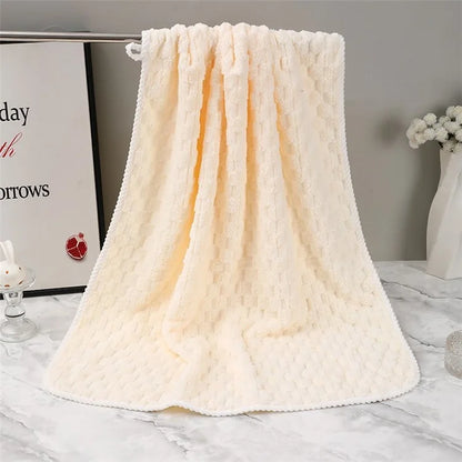 YJ-002 Ultra Soft Bath Towel 70x140cm Highly Water Absorbent Coral Fleece Towel Body Cover