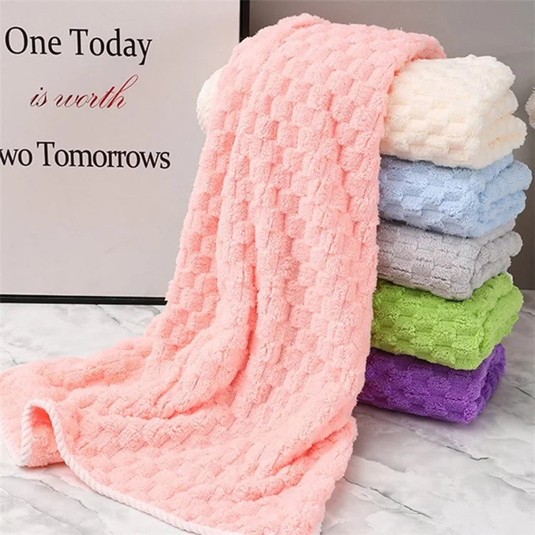 YJ-002 Ultra Soft Bath Towel 70x140cm Highly Water Absorbent Coral Fleece Towel Body Cover