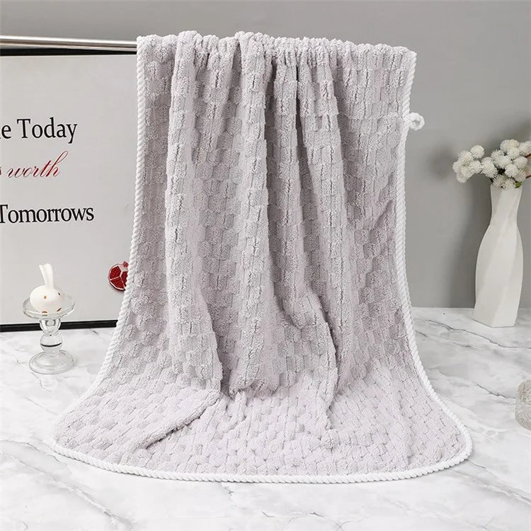 YJ-002 Ultra Soft Bath Towel 70x140cm Highly Water Absorbent Coral Fleece Towel Body Cover