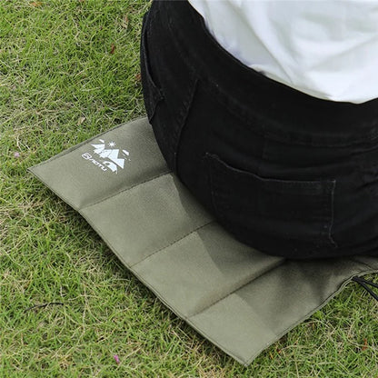 AOTU Portable Moisture-proof Seat Mat Oxford Cloth+EPE Outdoor Camping Picnic Seating Pad