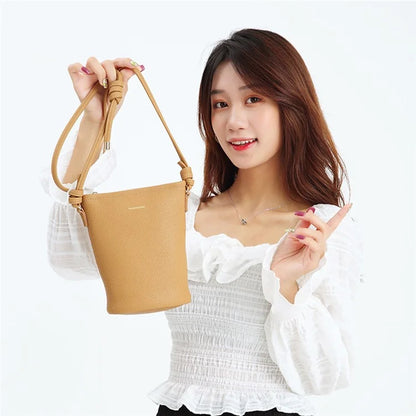 CKZC2223 Zipper Cellphone Bag Women Small Size Cowhide Leather Shoulder Bag