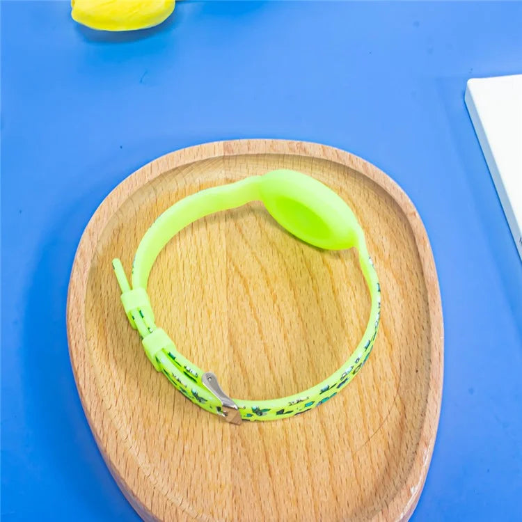 Silicone Pet Collar with Protective Case for AirTag Bluetooth Tracker Adjustable Neck Strap