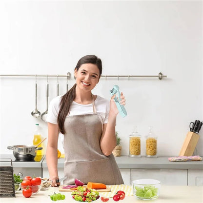 Multi-Function Grape Cutter Tomato Cherry Strawberry Cutter Tools Into 4 Pieces (No FDA, BPA-Free) - Baby Blue