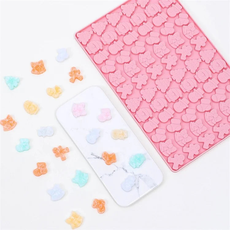 72 Grids Christmas Snowman Gingerbread Man Silicone Cake Mold DIY Candy Chocolate Biscuit Baking Tool (No FDA Certificate)