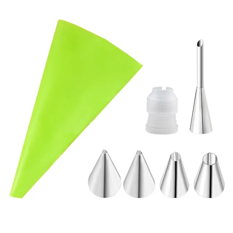 7Pcs / Set Icing Piping Nozzle Puff Cream Injector with Pastry Bag Christmas Cake Decorating Tools (No FDA Certificate)