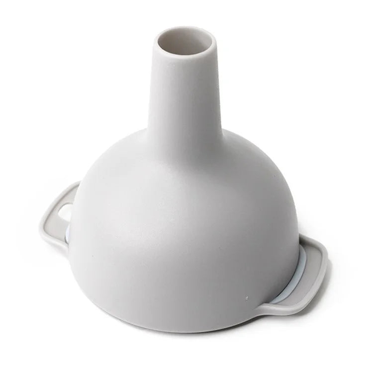 4Pcs / Set Plastic Oil Water Spices Wine Flask Filter Funnel Strainer Kitchen Tool (BPA Free, No FDA Certificate)