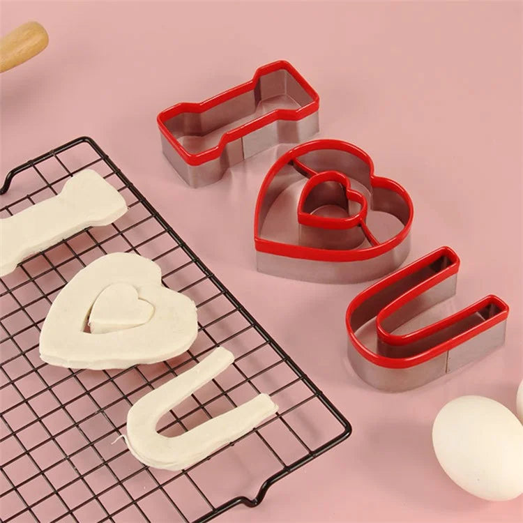 3Pcs / Set Cookie Cutter 430 Stainless Steel + PVC Sandwich Cutting Mold (BPA Free, No FDA)