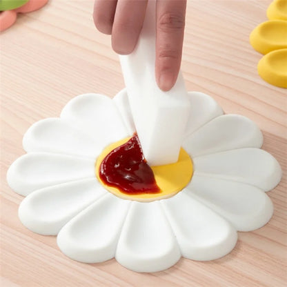 17*17cm Daisy Shape Silicone Heat Insulation Pad Dining Table Anti-scalding Mat