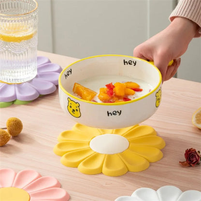 17*17cm Daisy Shape Silicone Heat Insulation Pad Dining Table Anti-scalding Mat