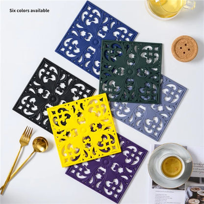 3Pcs / Set 18x18cm Scald Preventing Pot Holder Silicone Pad Hollow Flower Heat Insulation Square Mat