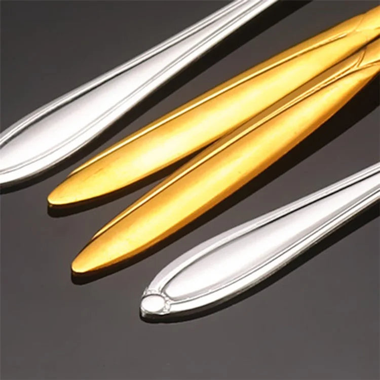 4PCS / Set 17.6-17.8cm Stainless Steel Flower Shape Spoons Tableware Teaspoon Dessert Coffee Spoon for Mixing Stirring