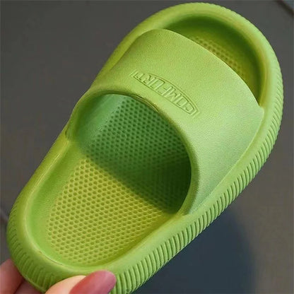 1 Pair Summer Children's Slippers Non-Slip PVC Slippers for Boys and Girls