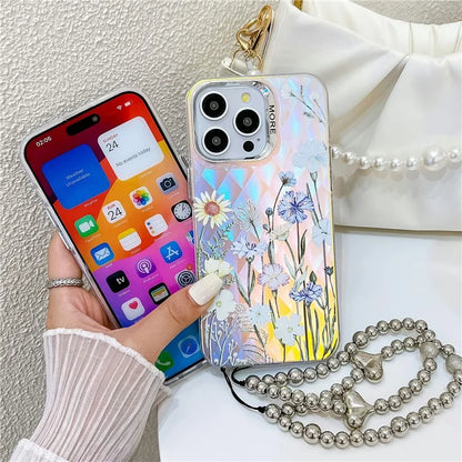 For iPhone 15 Pro Max Case Flower Pattern Laser Texture TPU+PC Phone Cover with Beaded Bracelet