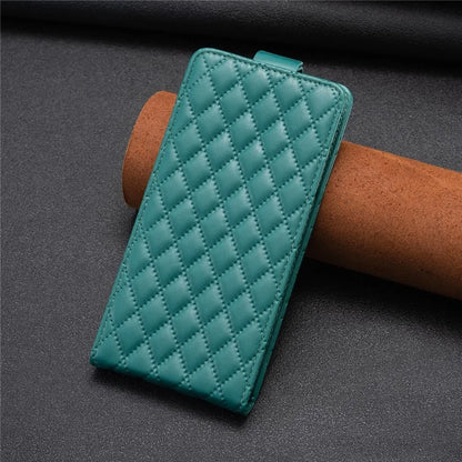 BF30 For iPhone 16 Pro Max Case Rhombus Grid Vertical Flip Leather Phone Cover