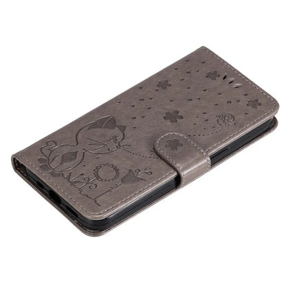 KT Imprinting Flower Series-4 For iPhone 16 Pro Case PU Leather Cat Bee Pattern Phone Cover
