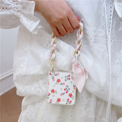 For Samsung Galaxy Z Flip5 5G Flower Pattern PU Leather+PC Cell Phone Cover with Silk Scarf Chain