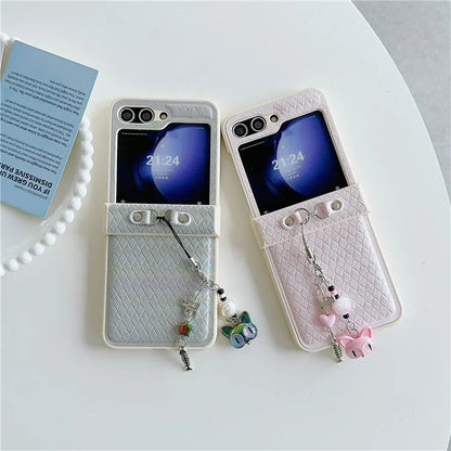 For Samsung Galaxy Z Flip5 5G Laser Rhombus Imprinted Phone Case PC+PU Leather Cover with Cat Head Pendant