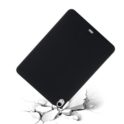For iPad Air 13 (2024) Case Liquid Silicone Scratch Resistant Tablet Cover