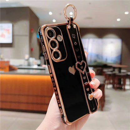 For Samsung Galaxy S24 Case TPU Phone Cover Electroplate Heart Design with Wristband