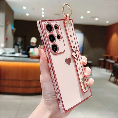 For Samsung Galaxy S22 Ultra 5G Case Love Heart Pattern TPU Phone Cover Wristband Finger Holder