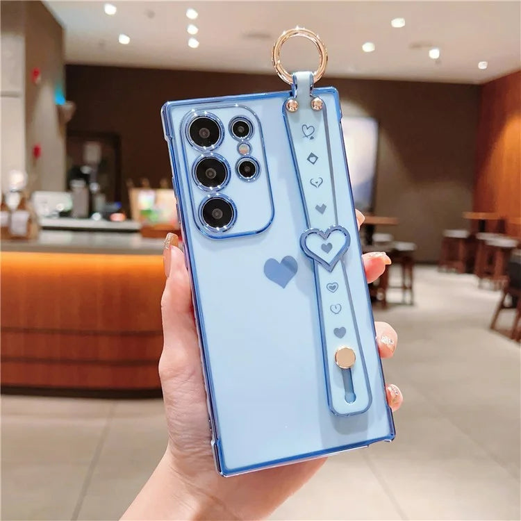 For Samsung Galaxy S22 Ultra 5G Case Love Heart Pattern TPU Phone Cover Wristband Finger Holder