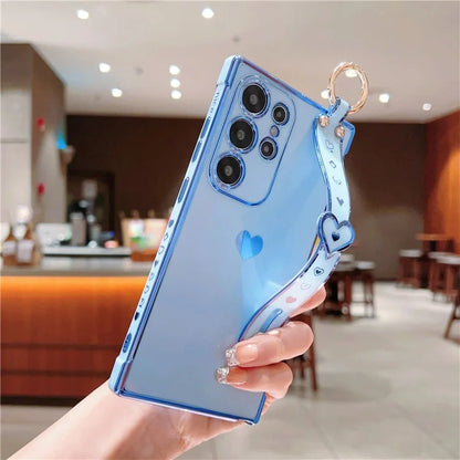 For Samsung Galaxy S22 Ultra 5G Case Love Heart Pattern TPU Phone Cover Wristband Finger Holder