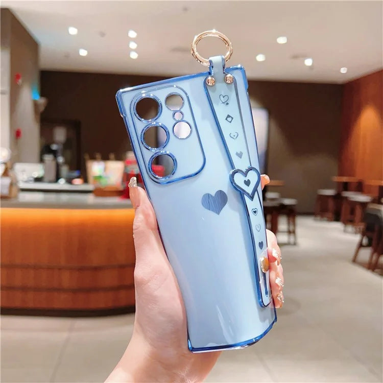 For Samsung Galaxy S22 Ultra 5G Case Love Heart Pattern TPU Phone Cover Wristband Finger Holder
