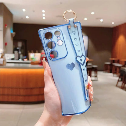For Samsung Galaxy S22 Ultra 5G Case Love Heart Pattern TPU Phone Cover Wristband Finger Holder