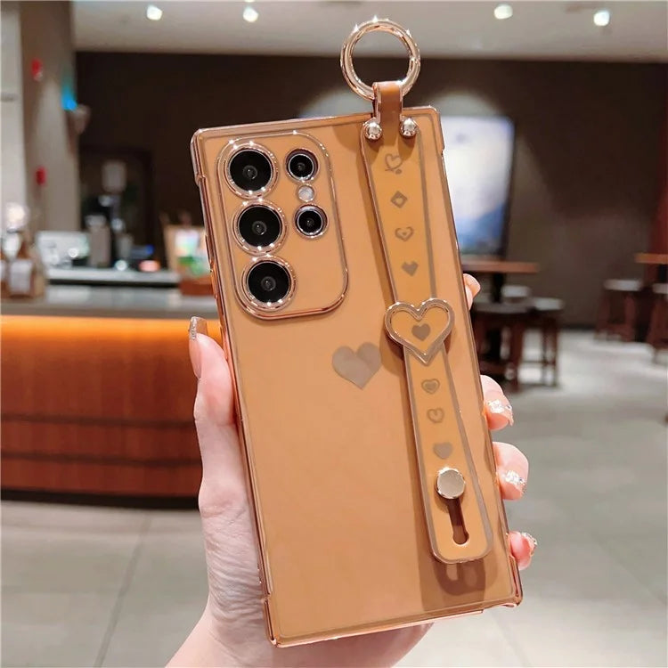 For Samsung Galaxy S22 Ultra 5G Case Love Heart Pattern TPU Phone Cover Wristband Finger Holder