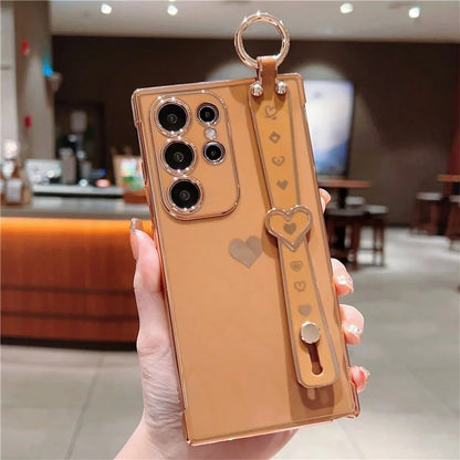 For Samsung Galaxy S22 Ultra 5G Case Love Heart Pattern TPU Phone Cover Wristband Finger Holder