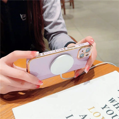 For iPhone 15 Magnetic Case Heart Pattern Electroplating TPU Phone Cover