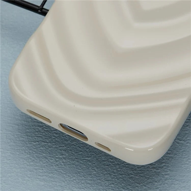 WT Series For iPhone 14 Case Heart Design Shockproof Soft TPU Phone Cover