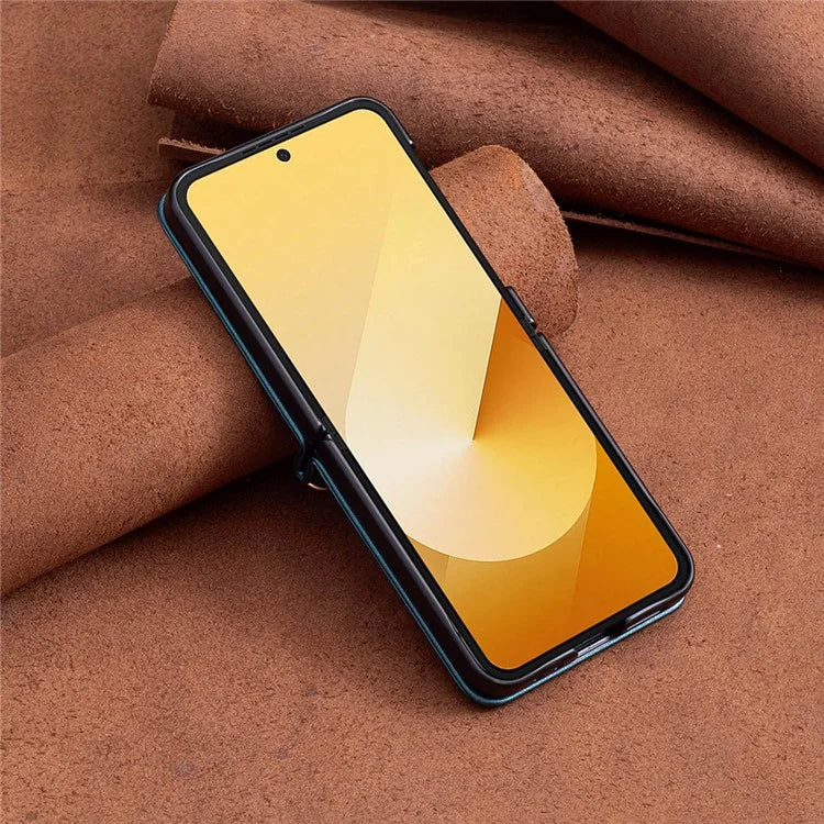 For Samsung Galaxy Z Flip6 5G  /  Z Flip5 5G Leather Back Case Rhombus Phone Cover with Shoulder Strap