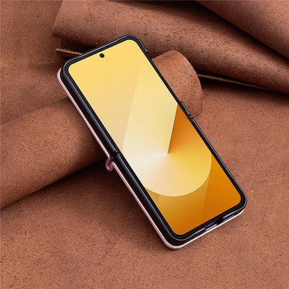 For Samsung Galaxy Z Flip6 5G  /  Z Flip5 5G Leather Back Case Rhombus Phone Cover with Shoulder Strap