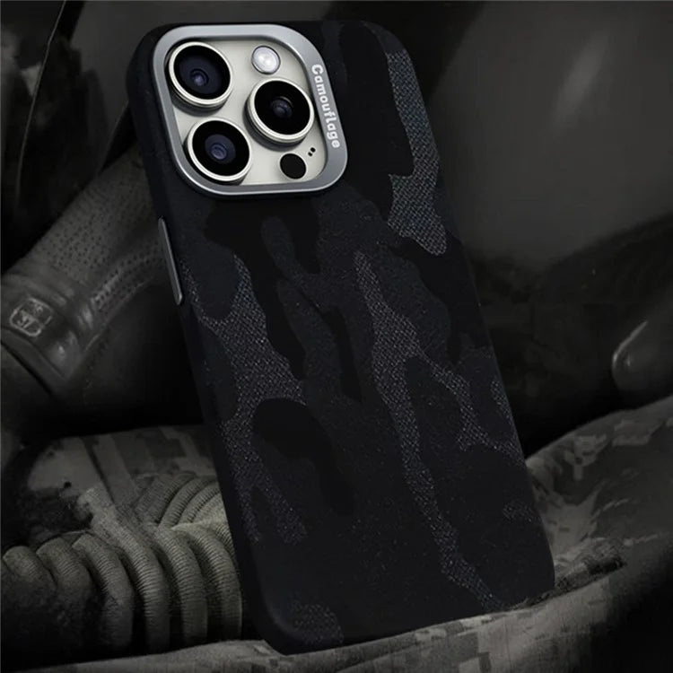 For iPhone 15 Pro Magnetic Case Camouflage Pattern Shockproof PC+PU Phone Cover