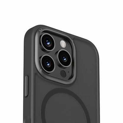 MOMAX CPAP24 For iPhone 16 Pro Max Case Compatible with MagSafe TPU+PC Matte Phone Cover
