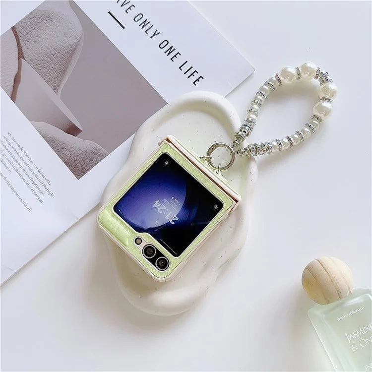 For Samsung Galaxy Z Flip6 5G Case Crazy Horse Leather+PC Phone Cover with Wrist Pearl Strap