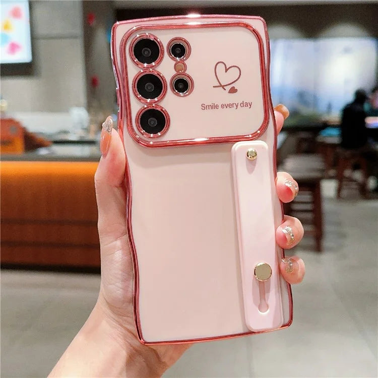 For Samsung Galaxy S24 Ultra Case Love Heart Electroplated TPU Phone Cover with Wrist Strap Kickstand