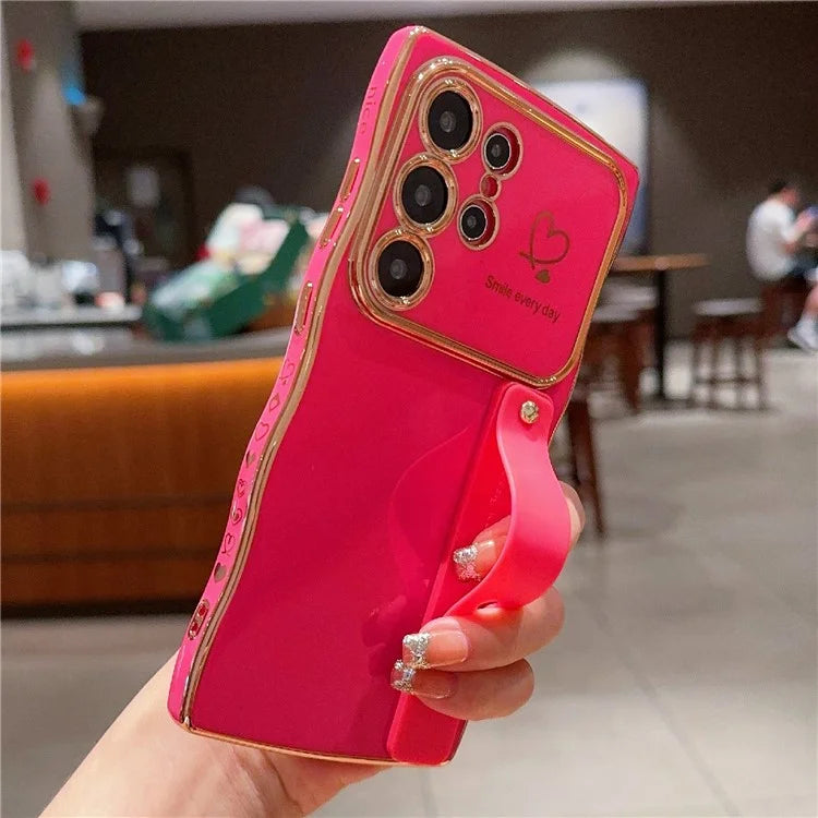 For Samsung Galaxy S24 Ultra Case Love Heart Electroplated TPU Phone Cover with Wrist Strap Kickstand