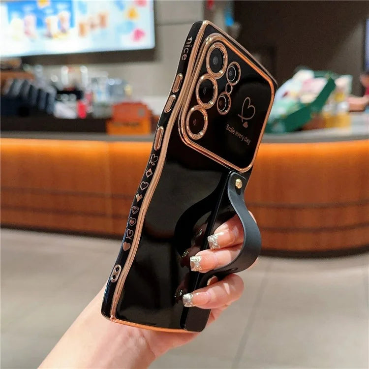 For Samsung Galaxy S23 Ultra Case Love Heart Electroplated TPU Phone Cover with Wrist Strap Kickstand