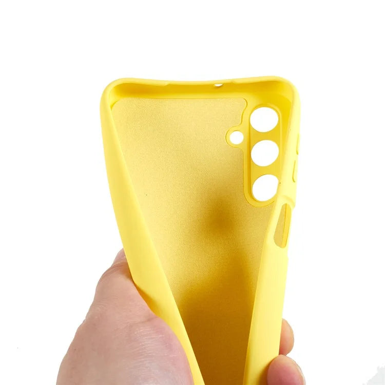 For Samsung Galaxy A24 4G (162.1 x 77.6 x 8.3mm) Precise Cutout Soft TPU Phone Case 2.0mm Liquid Silicone Texture Arc Edge Anti-drop Cover