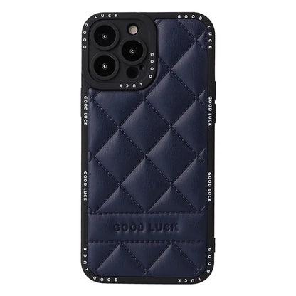 For iPhone 15 Pro Max Phone Case Rhombic Grid Texture Leather Coated PC + TPU Back Cover