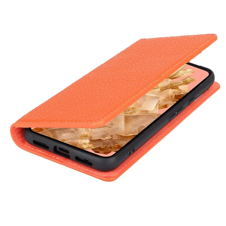 For Google Pixel 8 Case Litchi Texture Anti-scratch Genuine Cow Leather Phone Cover with Strap