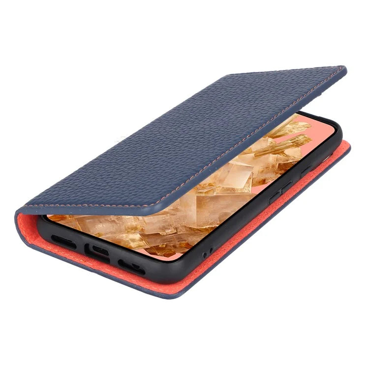 For Google Pixel 8 Case Litchi Texture Anti-scratch Genuine Cow Leather Phone Cover with Strap