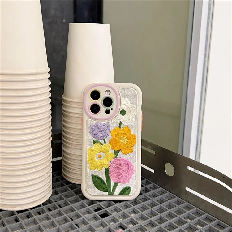 For iPhone 15 Pro Max Phone Case Flower Pattern Embroidered Silicone Cover