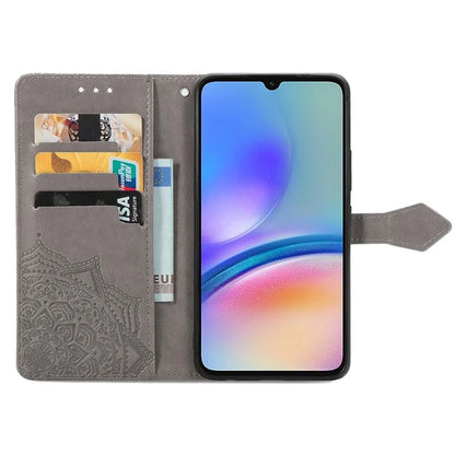 For Samsung Galaxy A05s 4G Magnetic Phone Case Embossed Mandala Pattern Cover
