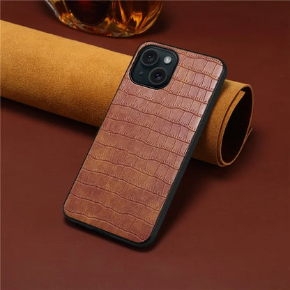 For iPhone 15 Case Leather Coated PC+TPU Shockproof Phone Shell