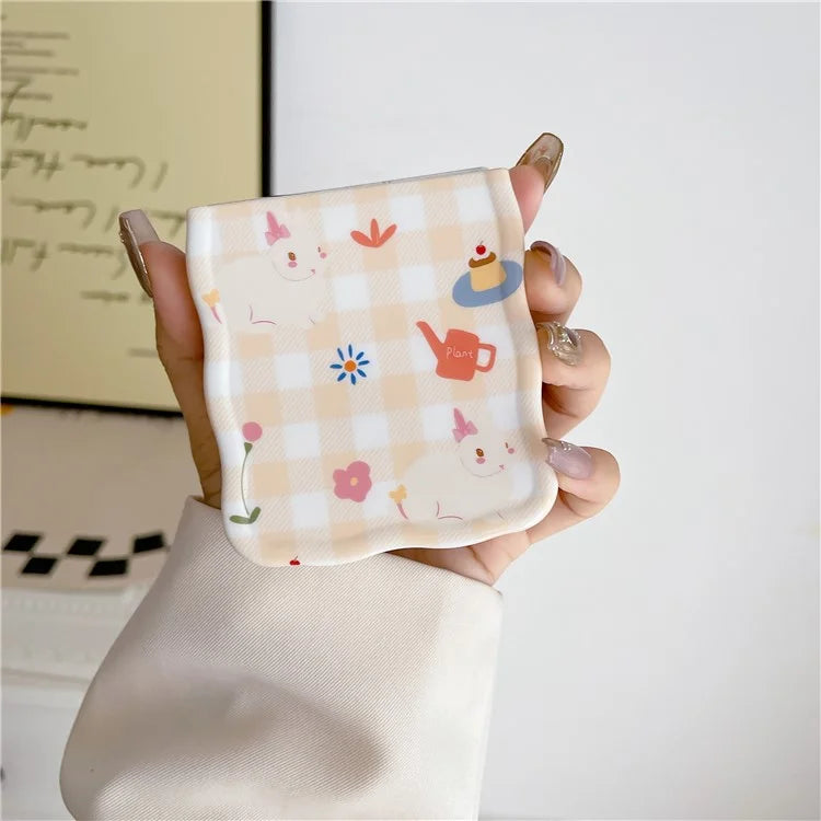 For Samsung Galaxy Z Flip5 5G Cover PC Protective Case with Hand Strap Lovely Pattern